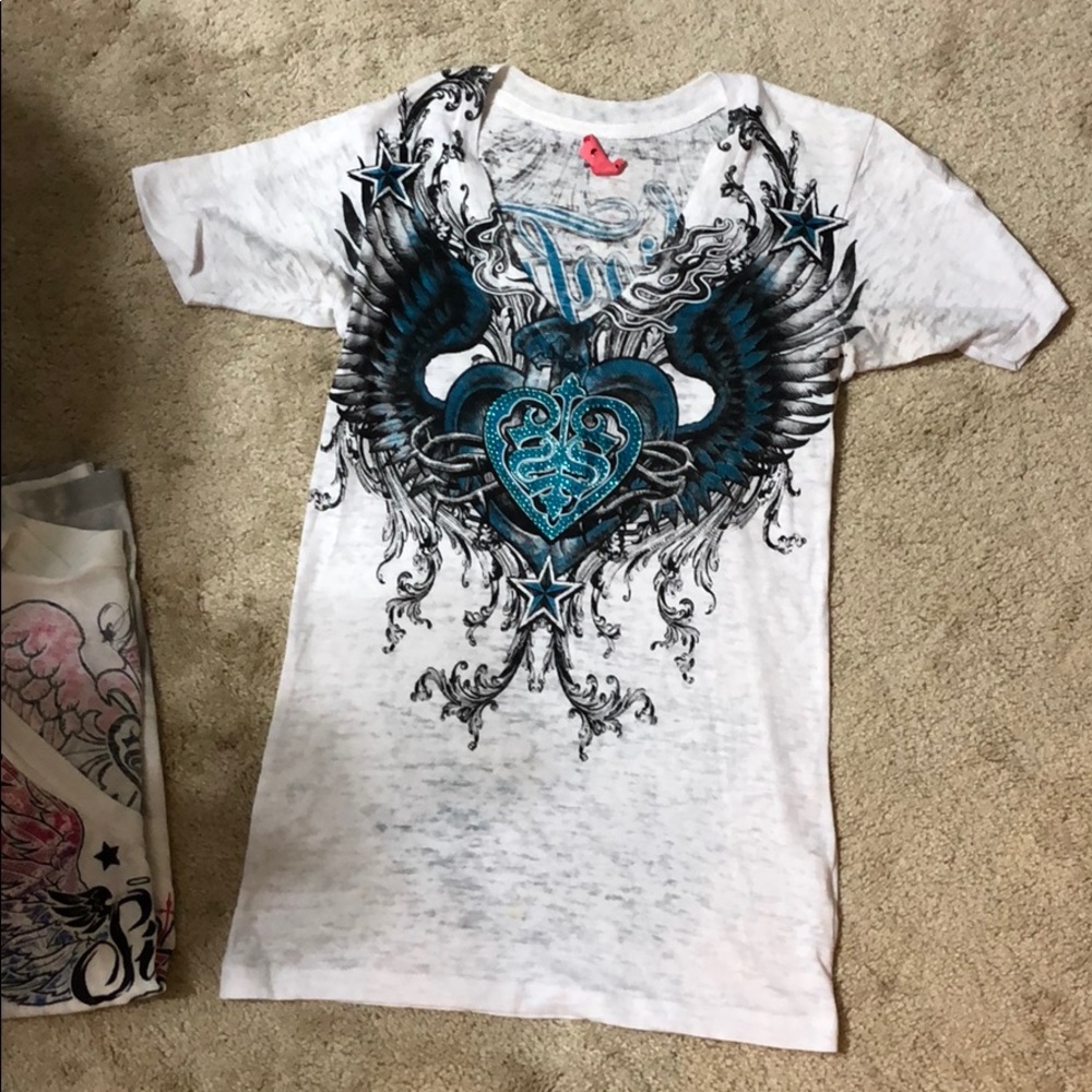 V neck shirt